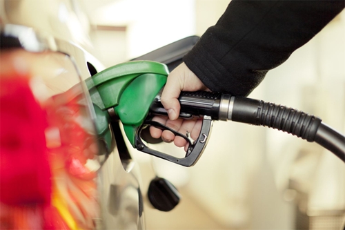 Giá xăng dầu hôm nay (22-11): Leo dốc